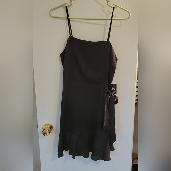 Express Dresses & Skirts - Express lbd